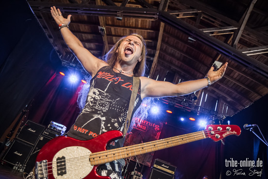 kissin-dynamite-pyraser-classic-rock-night-2013-20-07-2013-21