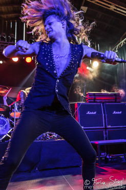 kissin-dynamite-classic-rock-night-8-8-2015_0045