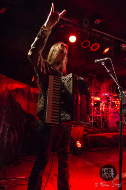 korpiklaani-westpark-ingolstadt-23-2-2013-05