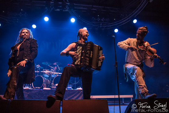 korpiklaani-bang-your-head-16-7-2015_0007