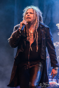 korpiklaani-bang-your-head-16-7-2015_0019