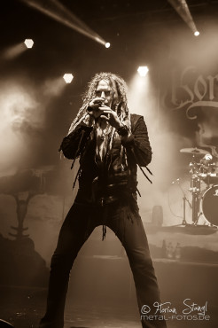 korpiklaani-stadthalle-fuerth-27-12-2013_36