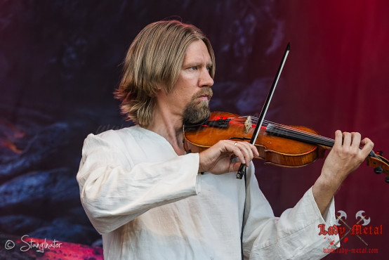 korpiklaani-summer-breeze-2013-15-08-2013-04