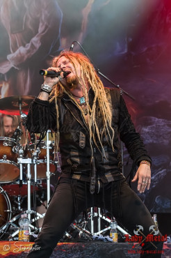 korpiklaani-summer-breeze-2013-15-08-2013-11