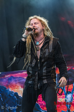 korpiklaani-summer-breeze-2013-15-08-2013-57