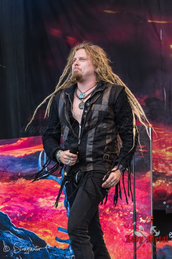 korpiklaani-summer-breeze-2013-15-08-2013-59