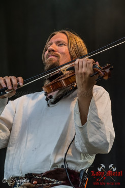 korpiklaani-summer-breeze-2013-15-08-2013-63