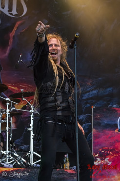 korpiklaani-summer-breeze-2013-15-08-2013-67