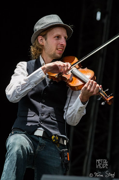 korpiklaani-with-full-force-2013-30-06-2013-57