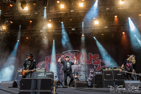 krokus-masters-of-rock-11-7-2015_0007
