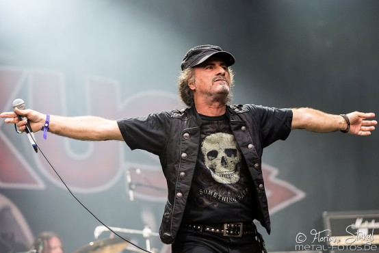 krokus-masters-of-rock-11-7-2015_0057