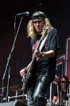 krokus-masters-of-rock-11-7-2015_0068