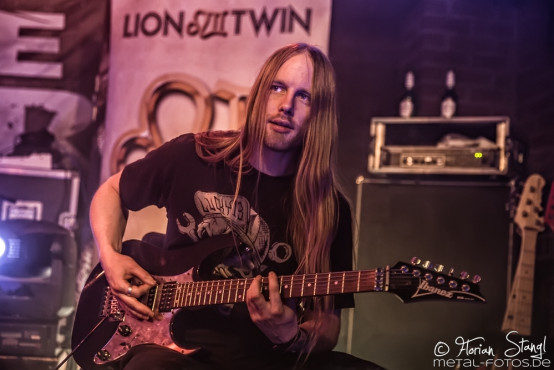 lion-twin-rockfabrik-nuernberg-29-03-2015_0017