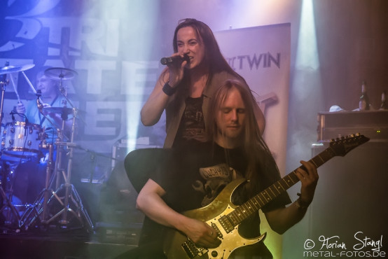 lion-twin-rockfabrik-nuernberg-29-03-2015_0043