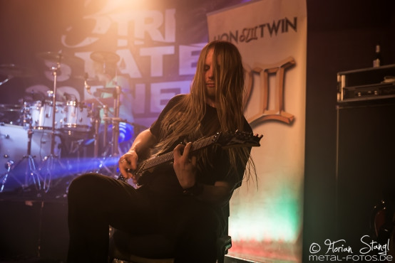 lion-twin-rockfabrik-nuernberg-29-03-2015_0071