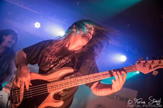 lion-twin-rockfabrik-nuernberg-29-03-2015_0086