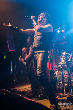 majesty-hirsch-nuernberg-20-12-2013_61