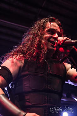 majesty-backstage-muenchen-04-10-2013_23