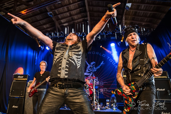 michael-schenkers-temple-of-rock-pyras-classic-rock-2014-9-8-2014_0010