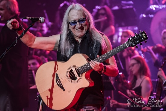 mick-box-bernie-shaw-rock-meets-classic-arena-nuernberg-13-03-2014_0013