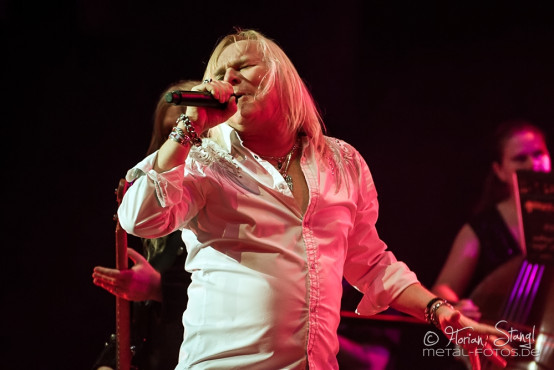 mick-box-bernie-shaw-rock-meets-classic-arena-nuernberg-13-03-2014_0018