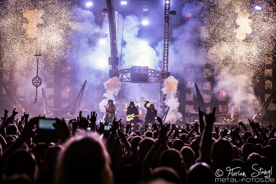 motley-crue-hanns-martin-schleyer-halle-stuttgart-8-11-2015_0002
