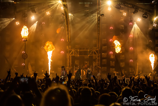 motley-crue-hanns-martin-schleyer-halle-stuttgart-8-11-2015_0007