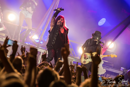 motley-crue-hanns-martin-schleyer-halle-stuttgart-8-11-2015_0018