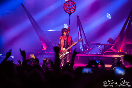 motley-crue-hanns-martin-schleyer-halle-stuttgart-8-11-2015_0025