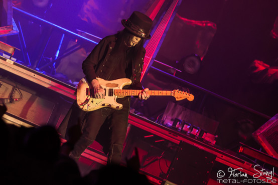 motley-crue-hanns-martin-schleyer-halle-stuttgart-8-11-2015_0044
