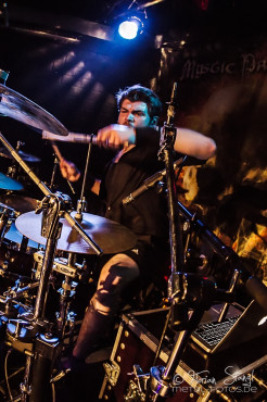 mystic-prophecy-komma-esslingen-08-03-2014_0029