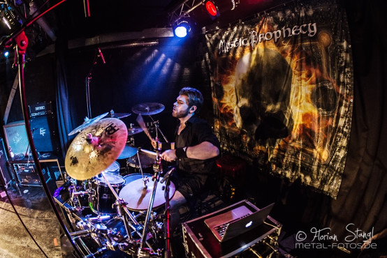 mystic-prophecy-komma-esslingen-08-03-2014_0035