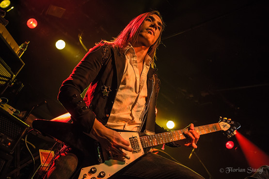 neonfly-5-11-2012-hirsch-nuernberg-11