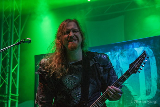 orden-ogan-1-12-2012-musichall-geiselwind-7