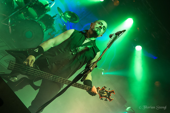 overkill-12-10-2012-musichall-geiselwind-11