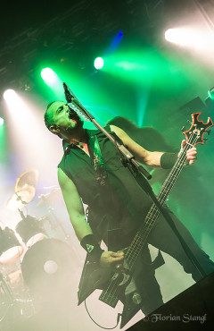 overkill-12-10-2012-musichall-geiselwind-12