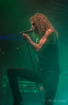 overkill-12-10-2012-musichall-geiselwind-3