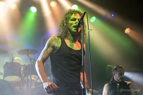 overkill-12-10-2012-musichall-geiselwind-56