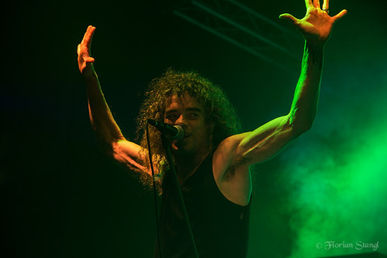 overkill-12-10-2012-musichall-geiselwind-7