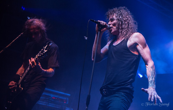 overkill-12-10-2012-musichall-geiselwind-71