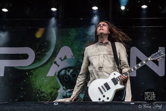 pain-with-full-force-2013-28-06-2013-49