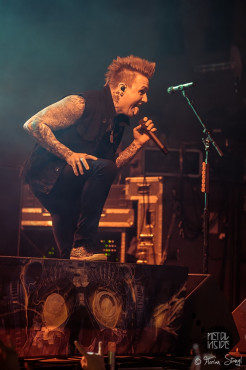 papa-roach-rockfabrik-nuernberg-16-11-2013_33