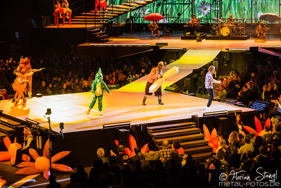 peter-maffay-und-tabaluga-es-lebe-die-freundschaft-arena-nuernberg-25-10-2016_0012