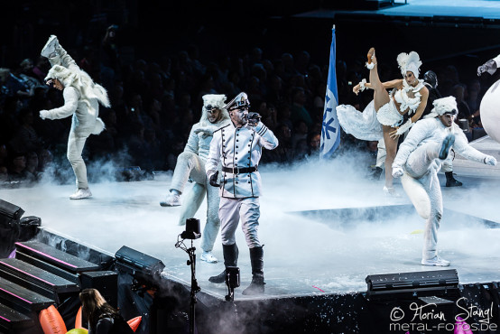peter-maffay-und-tabaluga-es-lebe-die-freundschaft-arena-nuernberg-25-10-2016_0032