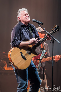 rainhard-fendrich-arena-nuernberg-15-2-2017_0020