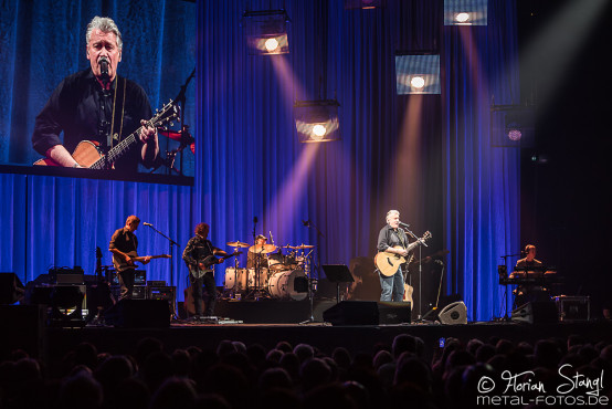 rainhard-fendrich-arena-nuernberg-15-2-2017_0023