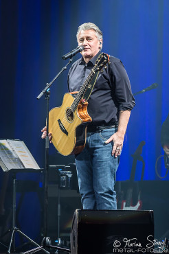 rainhard-fendrich-arena-nuernberg-15-2-2017_0026