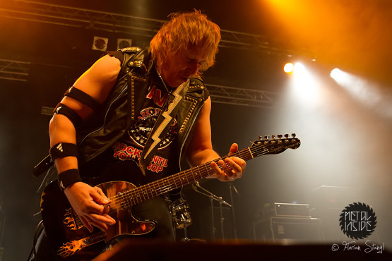 raven-metal-assault-wuerzburg-2-2-2013-39