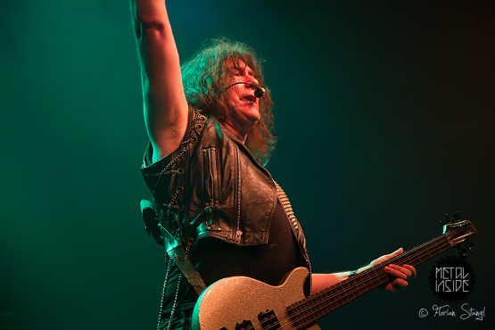 raven-metal-assault-wuerzburg-2-2-2013-49