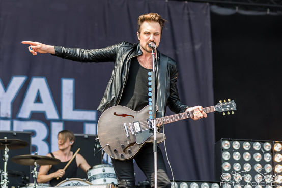 royal-republic-rock-im-park-07-06-2015_0031